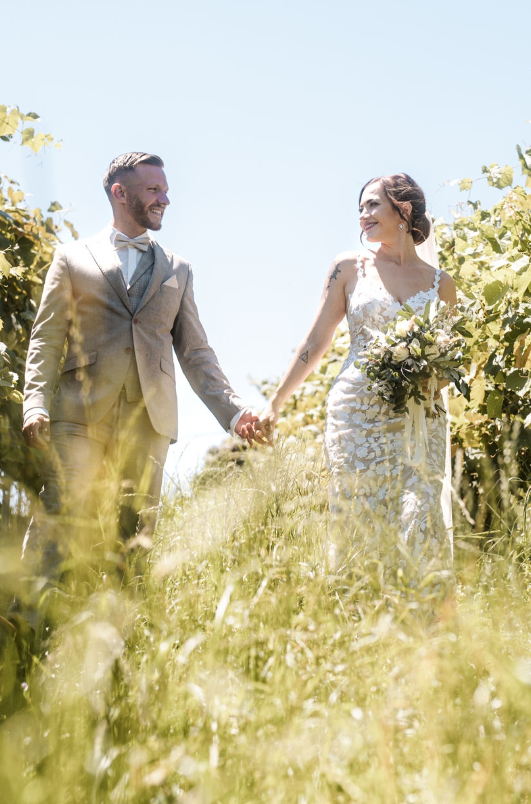 Sonja Zach haelt eine Traurede